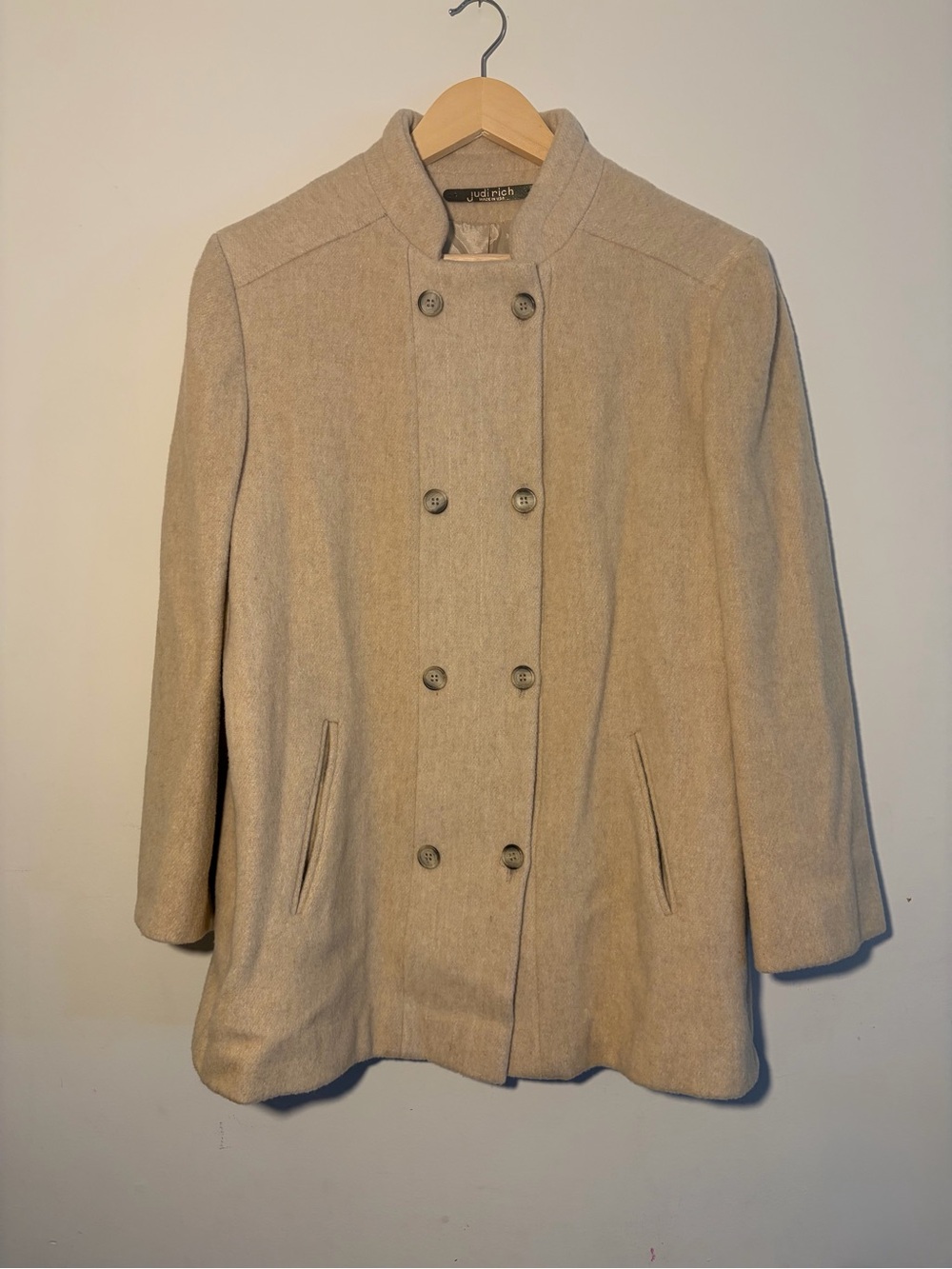 Vintage ILGWU Union Made Womens Coat 1970s in SIZE XL in BEIGE by Judi Rich VTG
